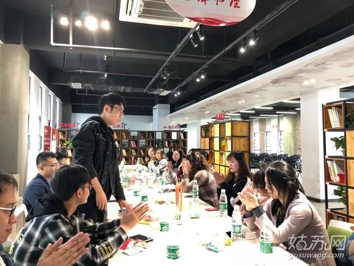 主题交友.jpg